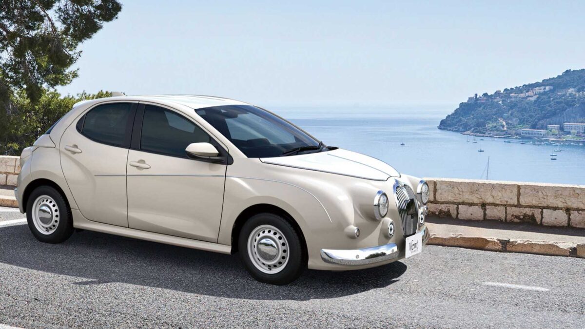 2023 mitsuoka viewt 2 شركة يابانية تطرح موديل جديد مبني على تويوتا يارس بتصميم مستوحى من سيارات جاكوار الكلاسيكية