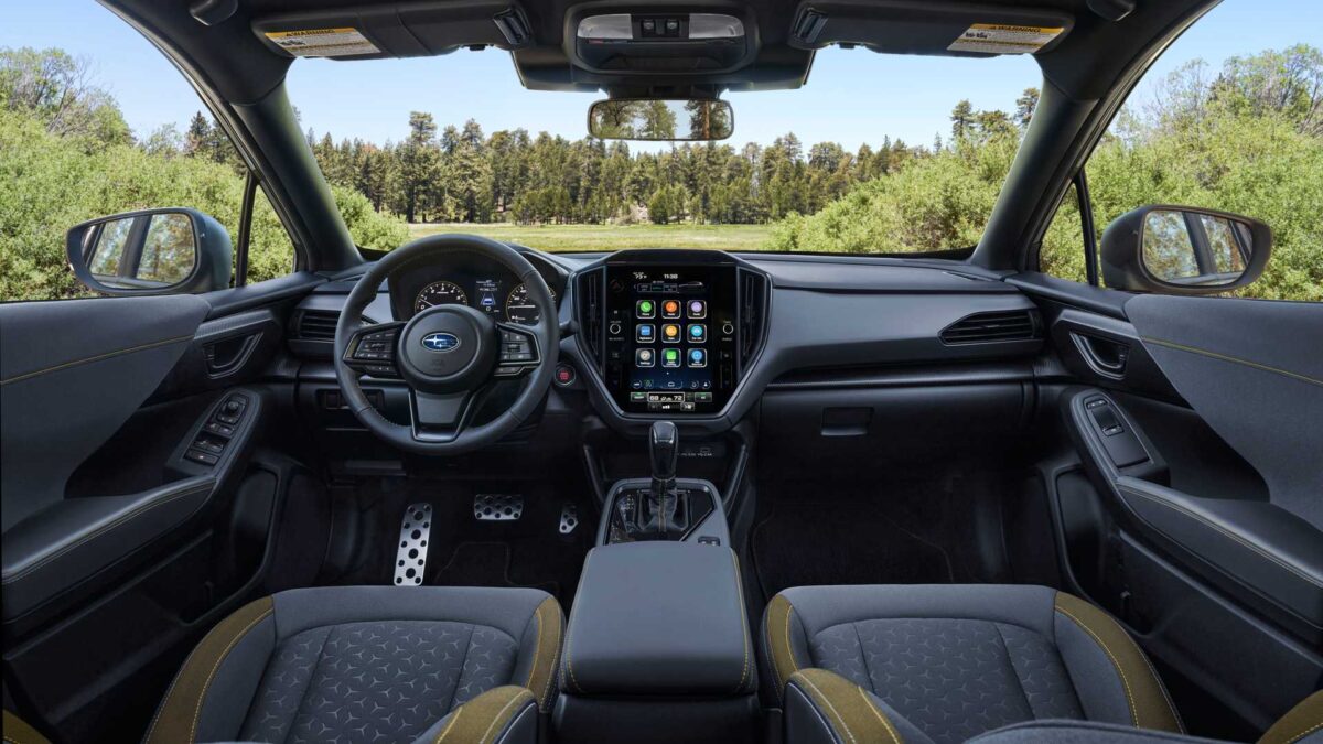 2024 subaru crosstrek interior سوبارو تدشن سيارة كروس تريك 2024 الجيل الجديد كليًا في شيكاغو "المواصفات والأسعار والمحركات"