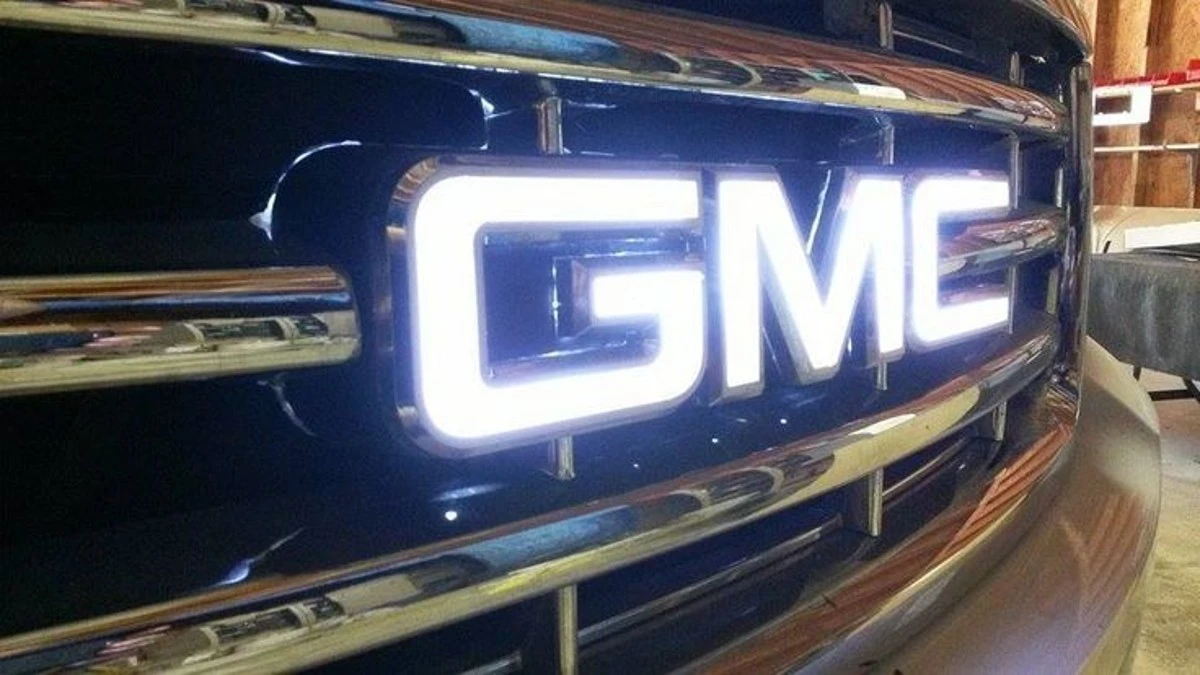 GMC Light Up Badge علامات التوكيلات العالمية للسيارات وكل ما تريد معرفته