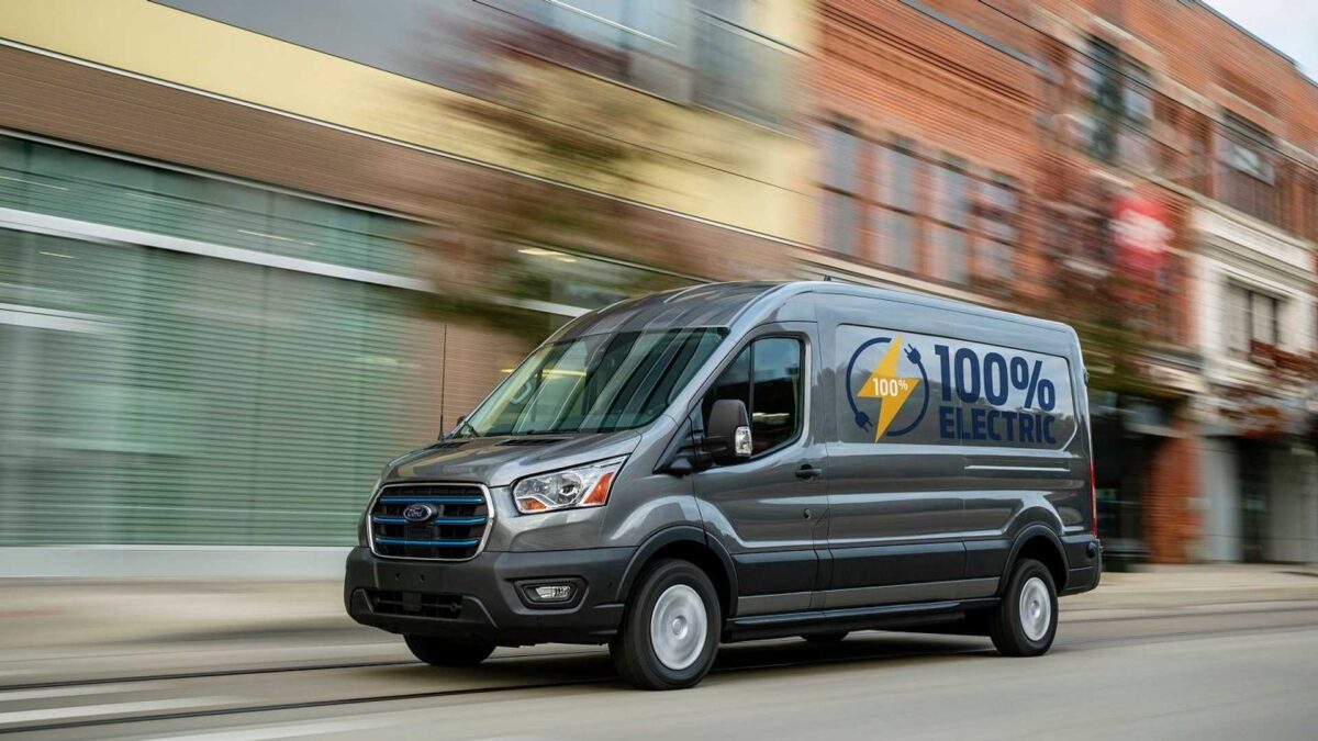 ford e transit kocaeli 3 فورد ستبني أكبر مصنع أوروبي للبطاريات الكهربائية في تركيا