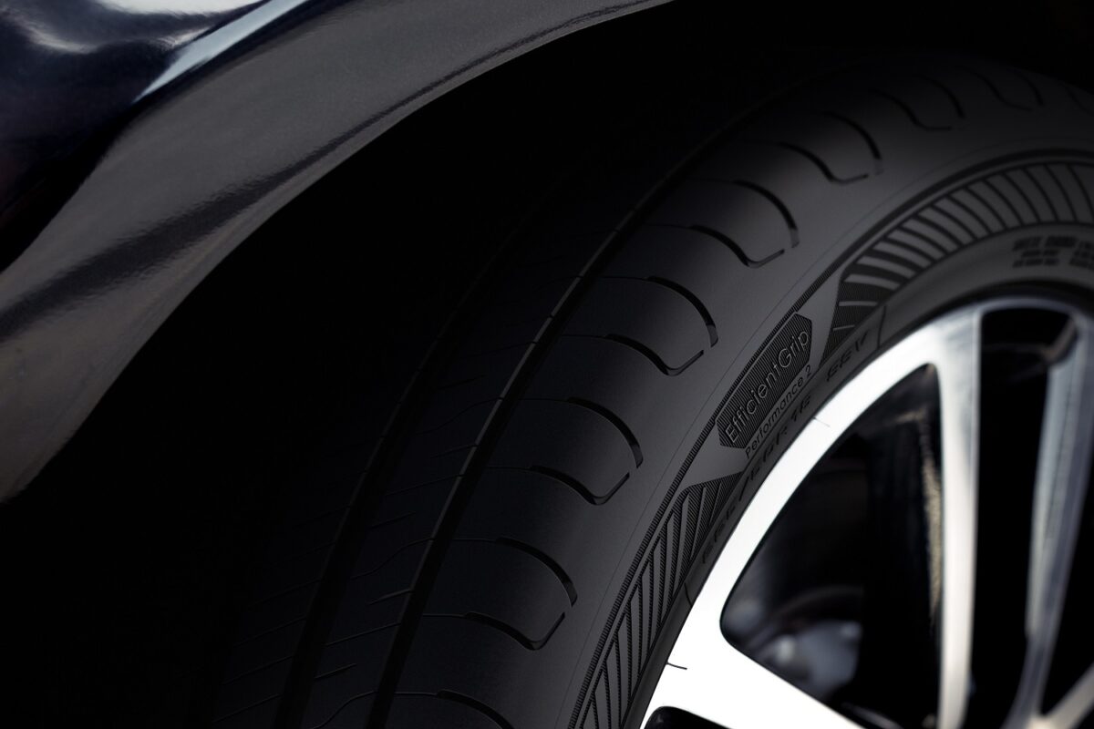 goodyear efficient grip 3 إطارات "إفيشنت جريب بيرفورمانس 2" من "جوديير" تنال التصنيف الأعلى في اختبارات الإطارات لنادي السيارات الألماني "أداك"