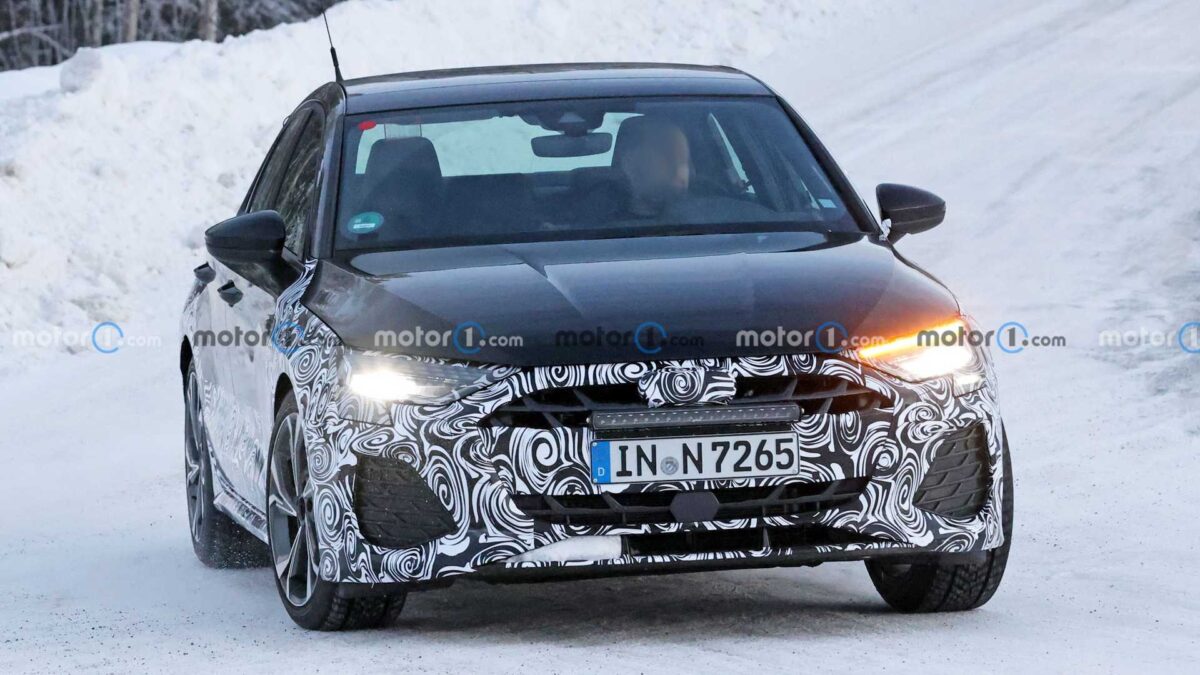 new audi a3 sedan spy photos 1 كل ما نعرفه عن اودي A3 موديل 2024 فيس ليفت الجديد والتحديثات المتوقعة