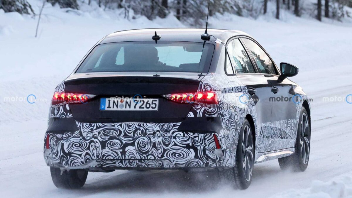 new audi a3 sedan spy photos 9 كل ما نعرفه عن اودي A3 موديل 2024 فيس ليفت الجديد والتحديثات المتوقعة