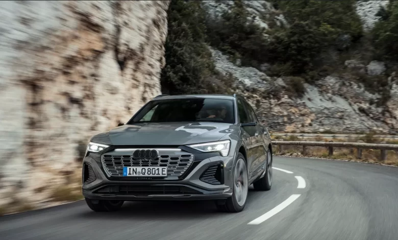 2024 Audi Q8 e tron 27 اودي تطرح Q8 اي ترون الفاخرة الجديدة في الأسواق وتكشف أسعارها