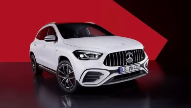 2024 Mercedes GLA GLB 1 1 2048x1366 1 مرسيدس تدشن سيارة GLA فيس ليفت الجديدة بخارجية محدثة وداخلية أفخم