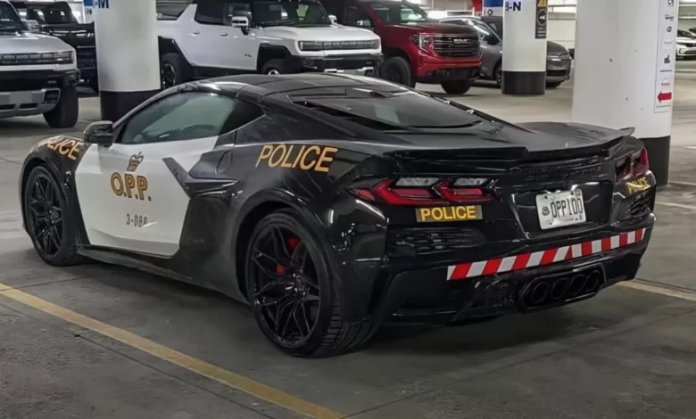 Corvette Z06 Police 1536x864 1 شرطة كندا تشارك في المعرض الكندي للسيارات 2023 بسيارة كورفيت Z06 معدلة لتجنيد المواطنين