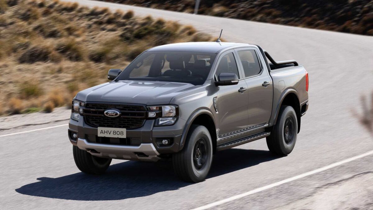 new ford ranger tremor 2 فورد رينجر تحصل على إصدار Tremor العضلي للتضاريس الوعرة بتحديثات حصرية