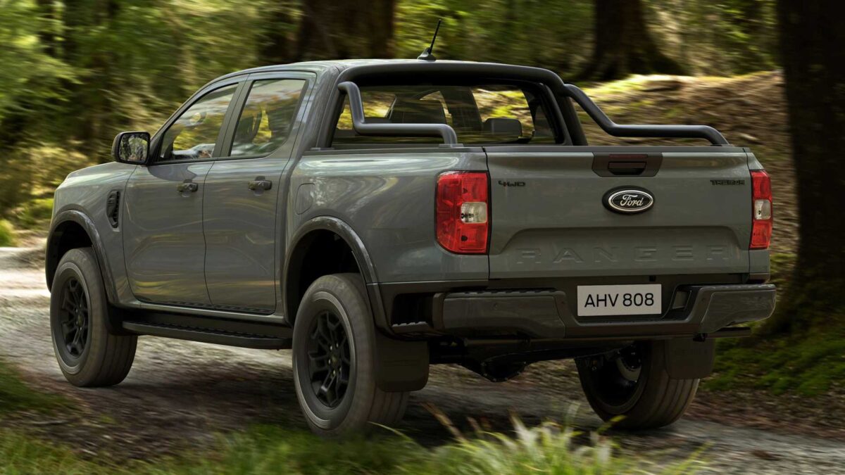 new ford ranger tremor 3 فورد رينجر تحصل على إصدار Tremor العضلي للتضاريس الوعرة بتحديثات حصرية