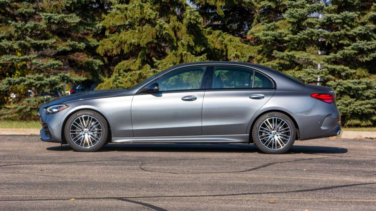 2022 mercedes benz c class 3 مرسيدس سي كلاس 2023 تحصد أعلى تقييمات السلامة الأمريكية