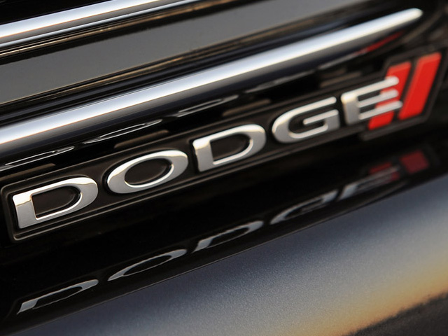 Dodge logo 640x480 1 للراغبين في شراء سيارة دودج رخيصة: نصائح لا تفوتها