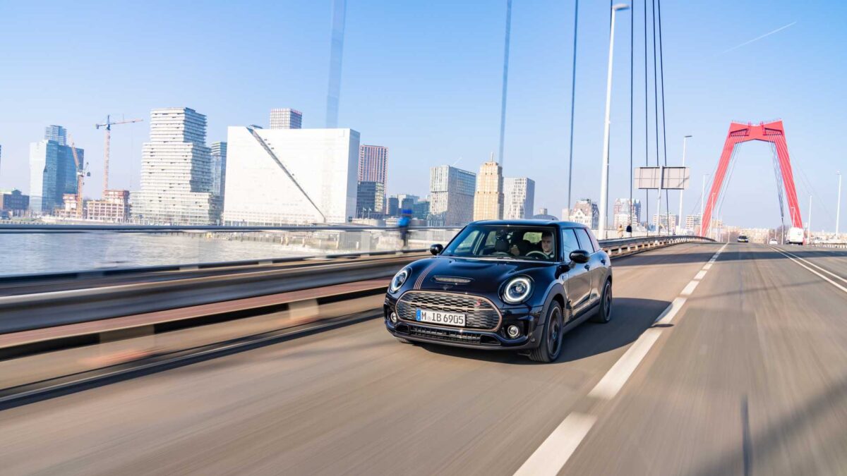 mini clubman final edition 1 علامة ميني تودع موديل كلوب مان بإصدار نهائي وتكشف أسعاره ومواصفاته