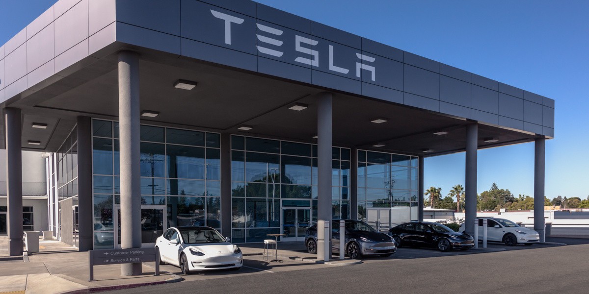 tesla cuts prices again as expected would that be enough to move metal 3 تيسلا تعلن عن تخفيضات هائلة جديدة لأسعار سياراتها بعد تدهور المبيعات في 2023