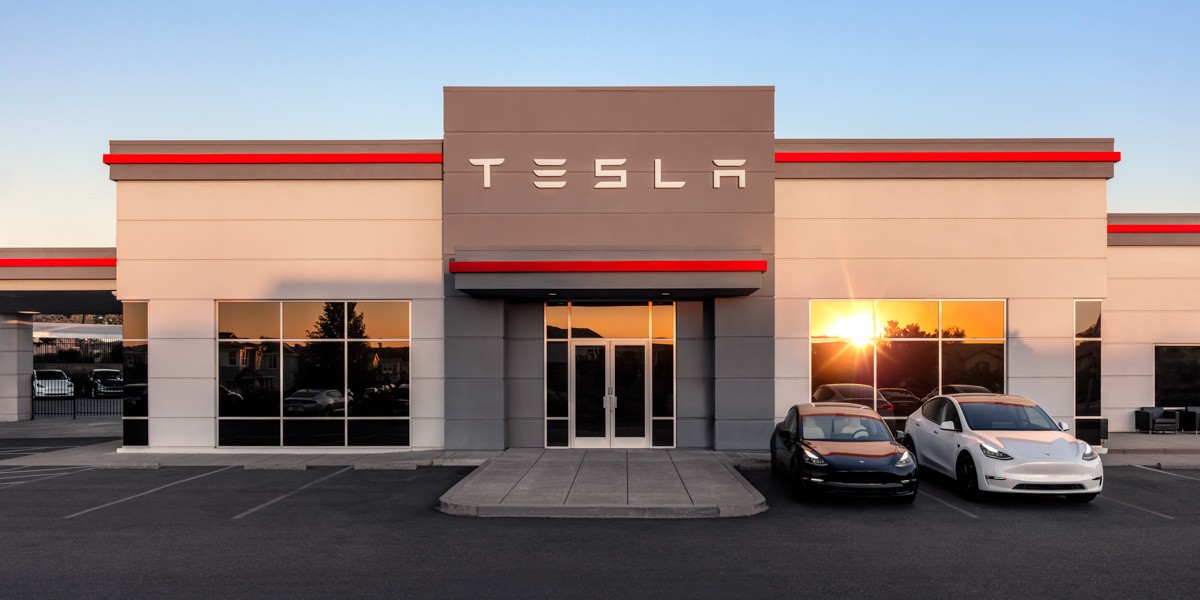 tesla cuts prices again as expected would that be enough to move metal 5 تيسلا تعلن عن تخفيضات هائلة جديدة لأسعار سياراتها بعد تدهور المبيعات في 2023