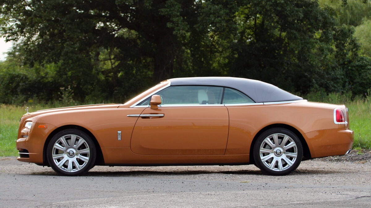 2016 rolls royce dawn second drive 4 رولزرويس تودع أيقونتها الفاخرة "دون" بعد ثمانية أعوام في الأسواق