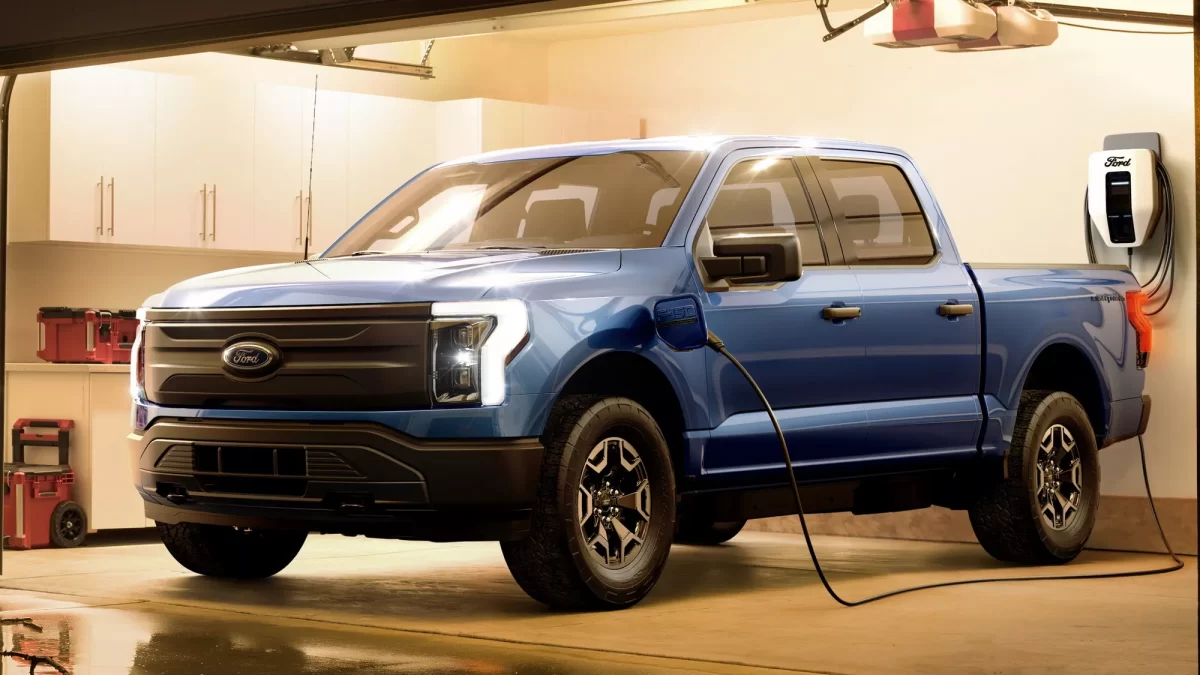 2022 Ford F 150 Lightning 4 فورد تخسر حوالي 58 ألف دولار على كل سيارة كهربائية تبيعها!