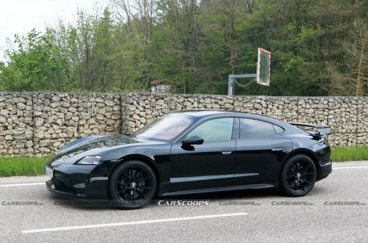 2024 Porsche Taycan GT 7 رصد أقوى إصدار حتى الآن لبورشه تايكان بقوة مقدرة بـ 1000 حصان!