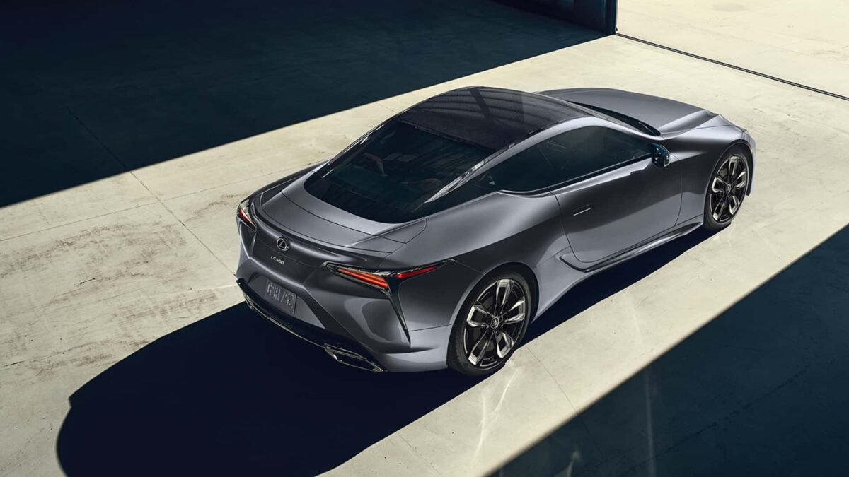 2024 lexus lc500 and 500h 7 لكزس تطرح LC 2024 الجديدة في الأسواق العالمية بتحديثات تقنية هامة