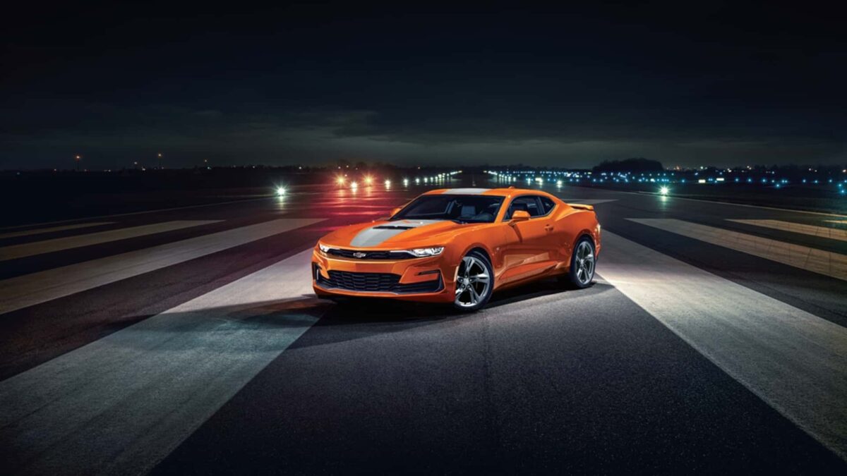 chevrolet camaro vivid orange edition 1 شيفروليه كمارو تحصل على إصدار "برتقالي براق" حصري لليابان بسعر يعادل ربع مليون ريال