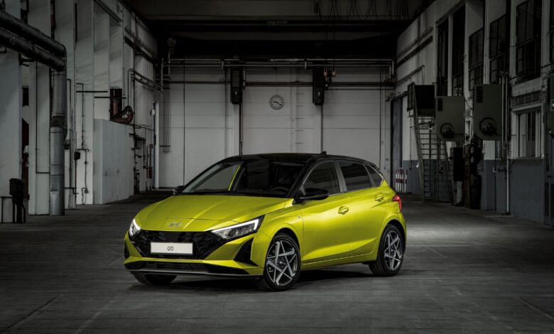 refreshed 2023 hyundai i20 debuts with sporty elegant design and more technology 4 هيونداي تكشف النقاب عن i20 فيس ليفت الجديدة بتصميم أكثر جراءة وداخلية أفخم