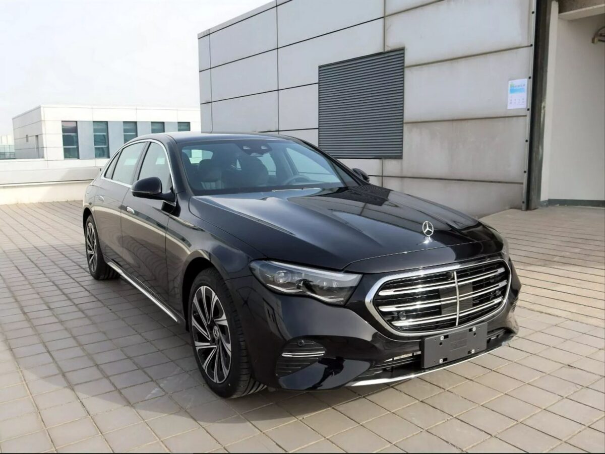 مرسيدس اي كلاس 2 مرسيدس E-Class الجيل الجديد بقاعدة عجلات طويلة يظهر في تسريبات صينية