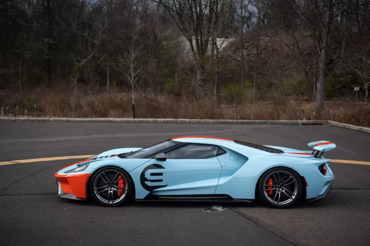 Ford GT 2 كيف وصل سعر فورد GT سوبركار إلى أكثر من 1.1 مليون دولار في هذا المزاد الأمريكي؟