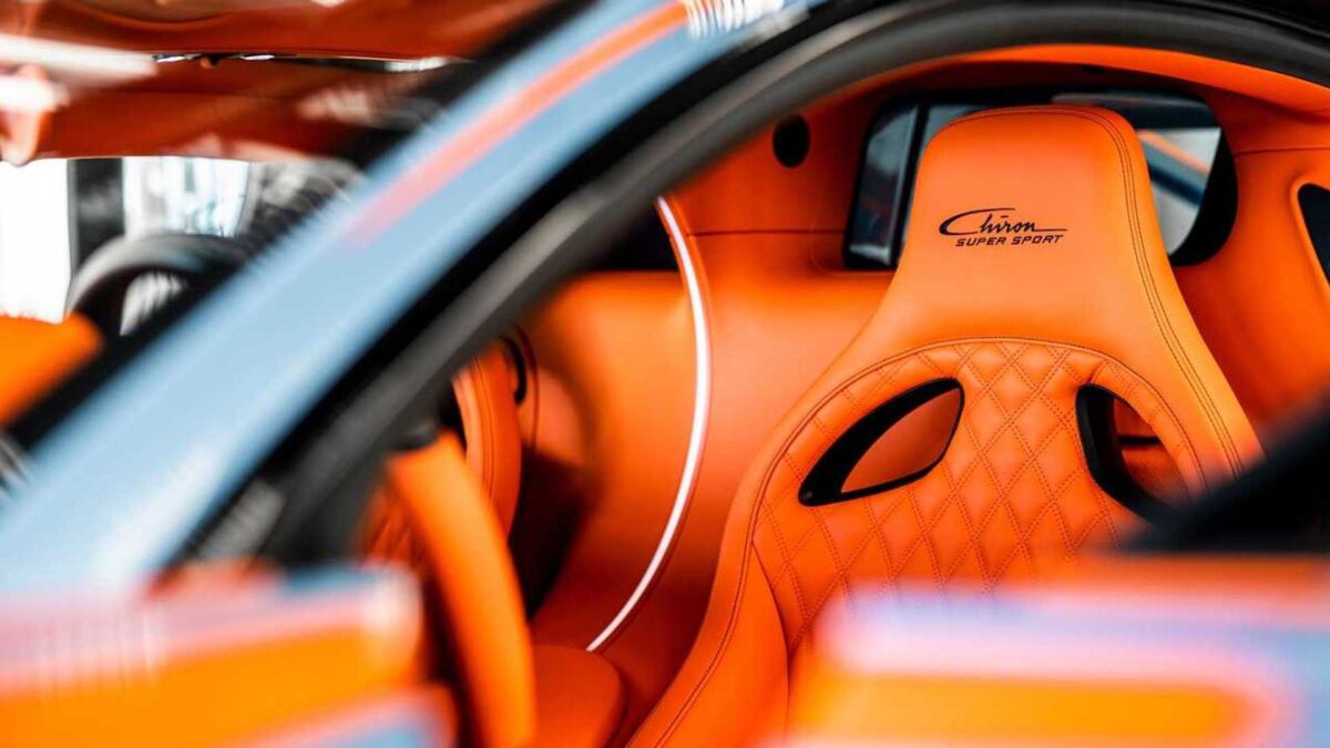 bugatti chiron super sport first customer deliveries 6 بوجاتي شيرون تسابق مكوكاً فضائياً في الولايات المتحدة لإثبات السيادة على الأرض!