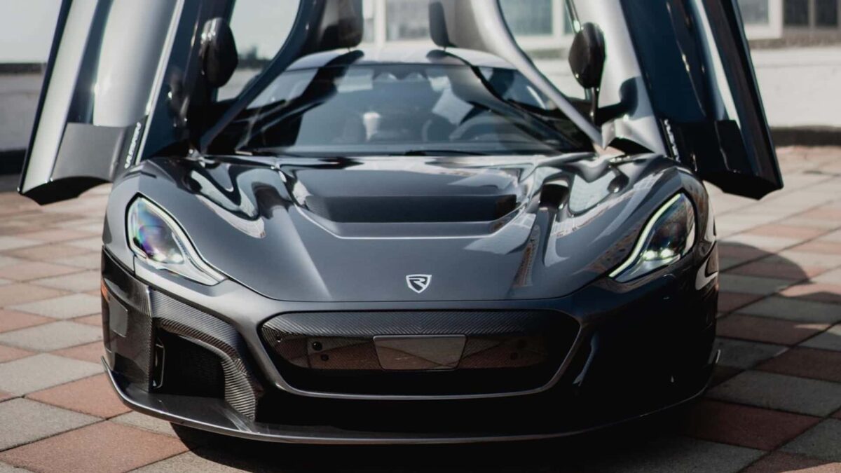 rimac nevera first customer delivery in united states 1 ريماك الكرواتية تبدأ بتسليم أولى سيارات نيفيرا الأسرع في التاريخ