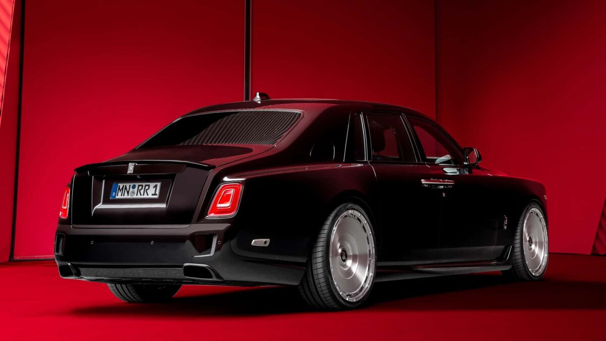 spofec programm fur den rolls royce phantom series ii 1 رولزرويس فانتوم تحصل على تعديلات جمالية مذهلة مع رفع قوة المحرك إلى 685 حصان