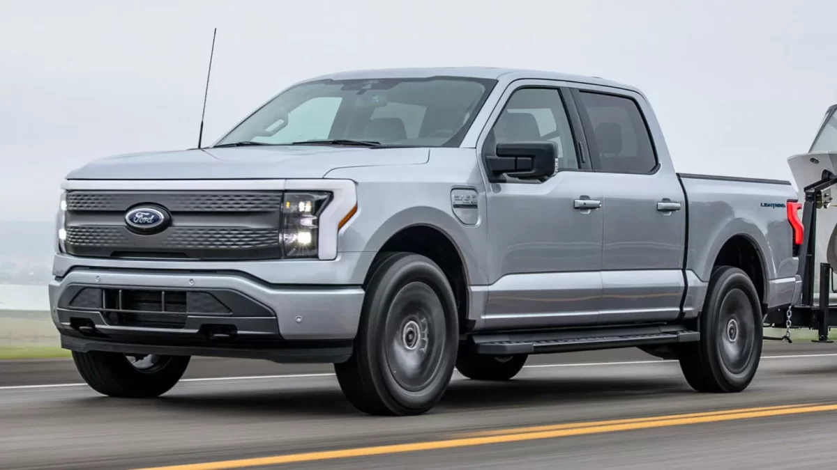 2022 Ford F 150 Lightning X 1536x864 1 فورد تخسر 120 ألف ريال على كل سيارة كهربائية تبيعها!