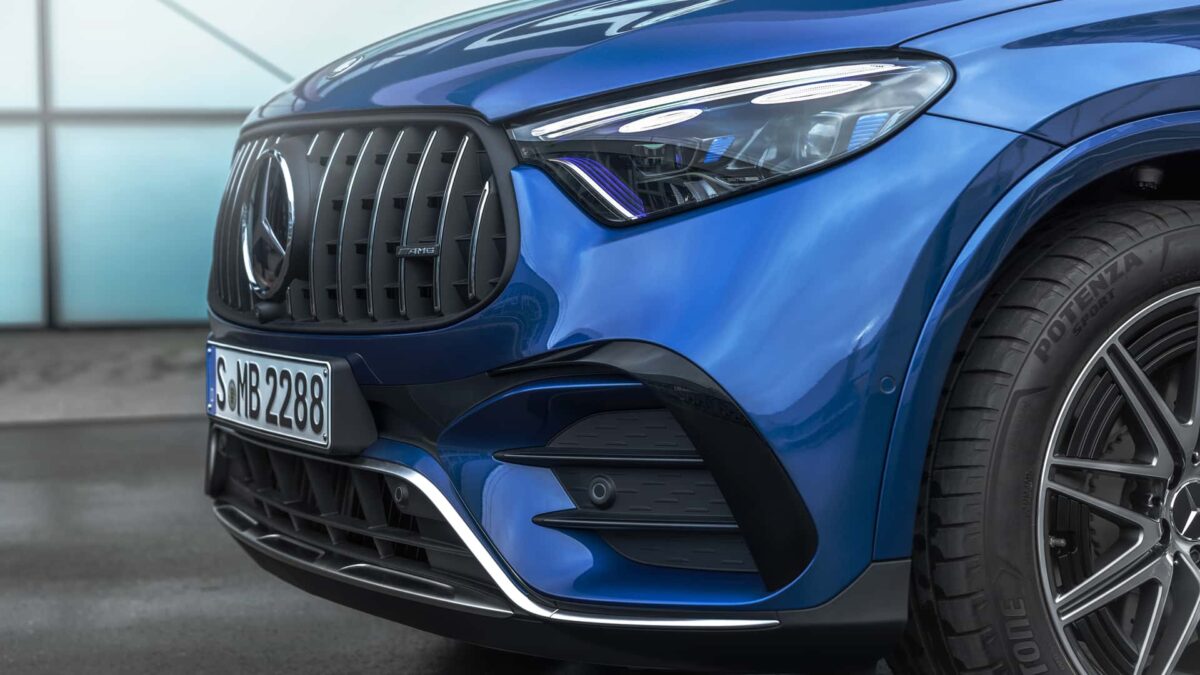 مرسيدس glc 1 مرسيدس تكشف النقاب عن إصدارات AMG GLC الرائدة الجديدة بمحركات 4 سلندر توربو قوية