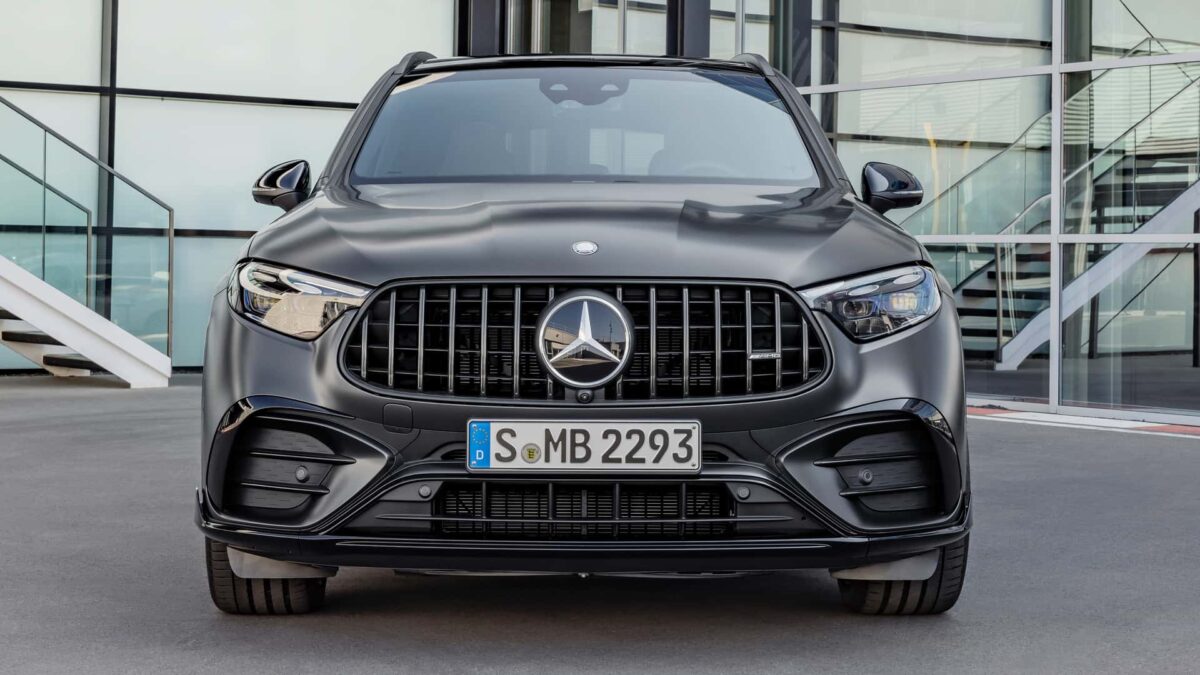 مرسيدس glc 13 مرسيدس تكشف النقاب عن إصدارات AMG GLC الرائدة الجديدة بمحركات 4 سلندر توربو قوية