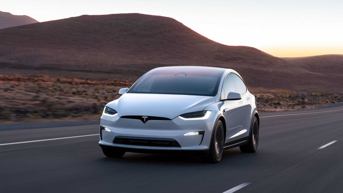 2023 tesla model x تيسلا تواجه دعوى قضائية هائلة في الولايات المتحدة واتهامات بتزييف أرقام المدى الكهربائي