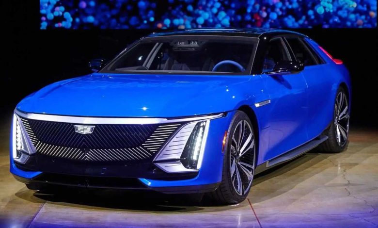 2024 cadillac celestiq reveal 1 كاديلاك سيليستيك الجديدة الأفخم في تاريخ العلامة يبدأ سعرها رسمياً من 340 ألف دولار