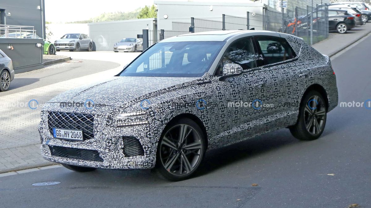 2024 genesis gv80 coupe spy photo 1 جينيسيس GV80 كوبيه الرياضية الجديدة تظهر أثناء اختبارها في الطرق العامة