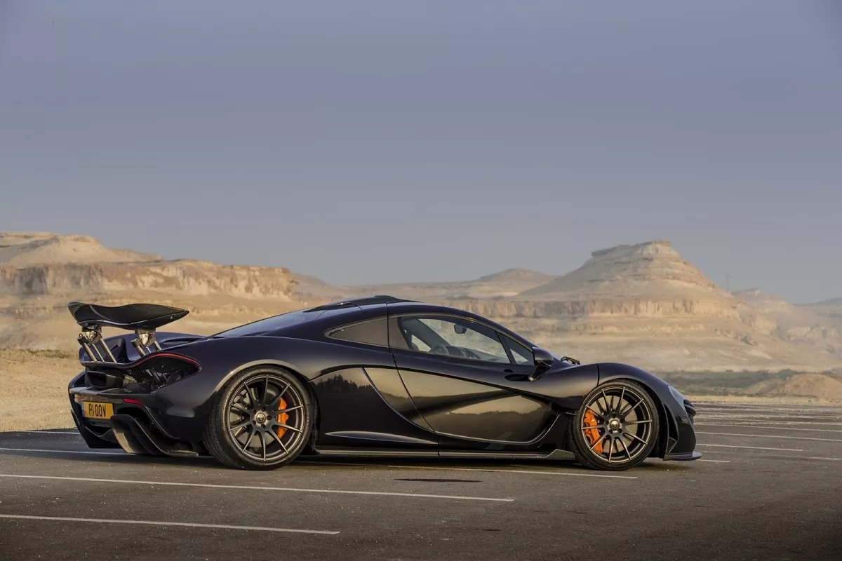 McLaren P1 successor 4 مكلارين تشوق لخليفة P1 الأيقونية الجديدة كلياً بمحرك كهربائي صافي