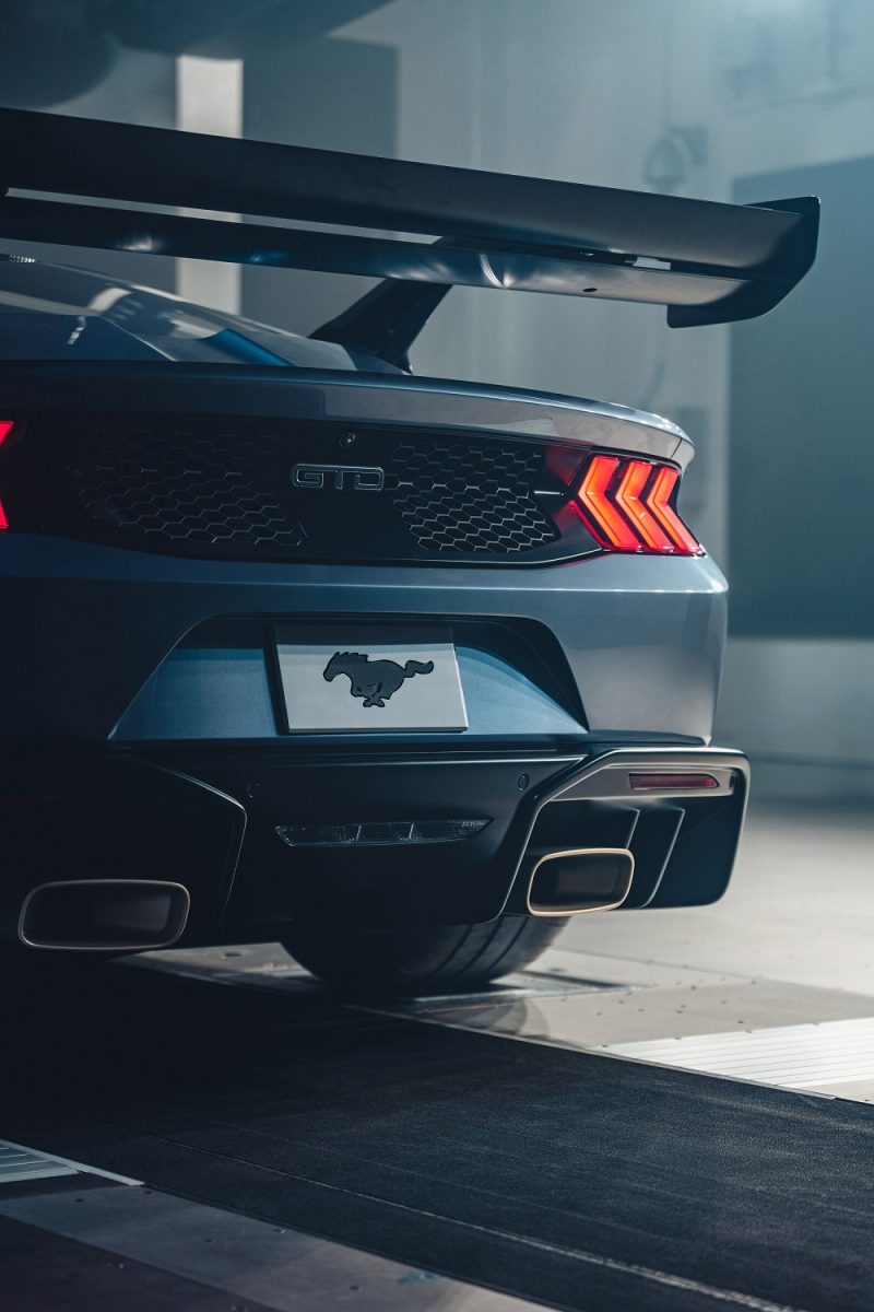 Mustang GTD Wind Tunnel 5 أول نسخة من طراز "موستانج جي تي دي": فورد تفرض التحدي على منافسيها بكشفها عن سيارة معززة بالتقنيات العالمية والمواصفات القانونية للقيادة على الطرق