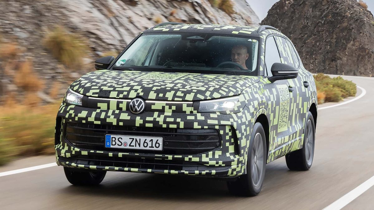 vw tiguan 2023 covered drive 4 فولكس واجن تيجوان الجيل القادم يظهر بدون أي تمويهات في فيديو تجسسي