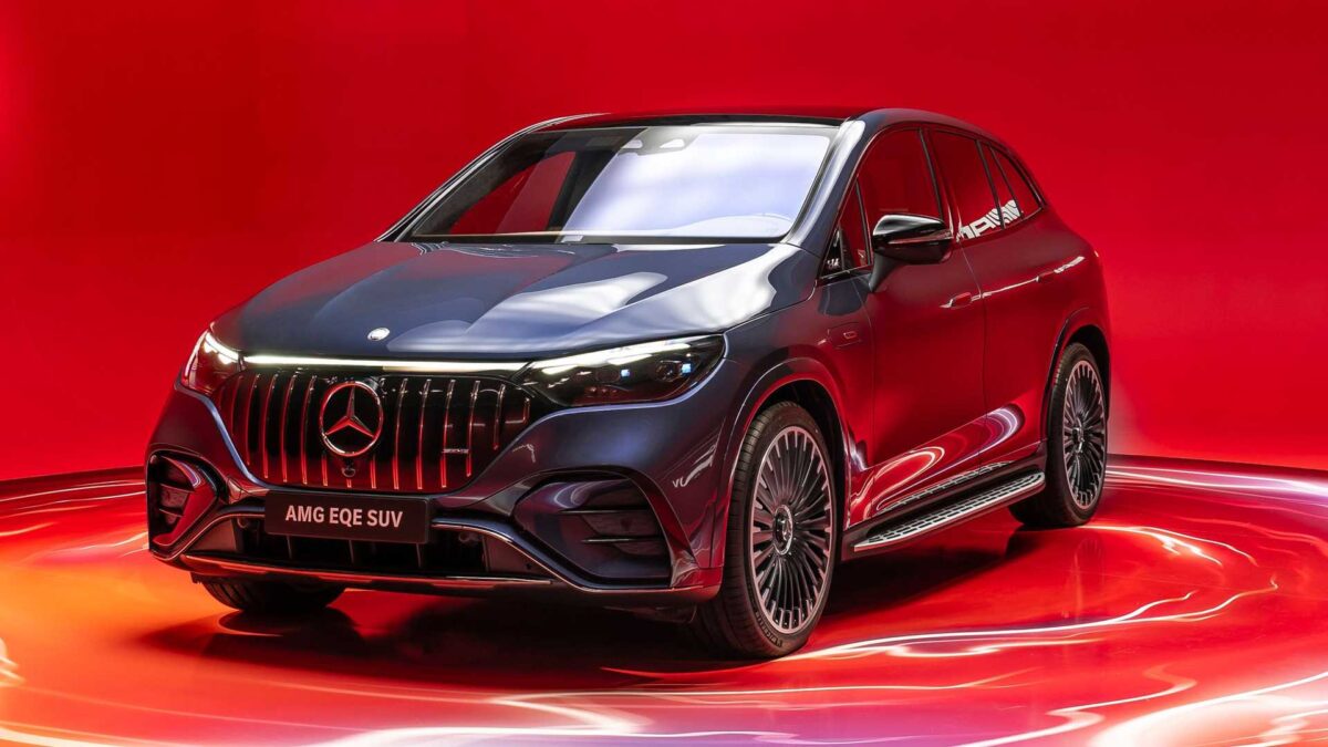 مرسيدس EQE SUV 2 مرسيدس تطرح AMG EQE SUV الكهربائية الجديدة في السوق الأمريكي بقوة 677 حصان