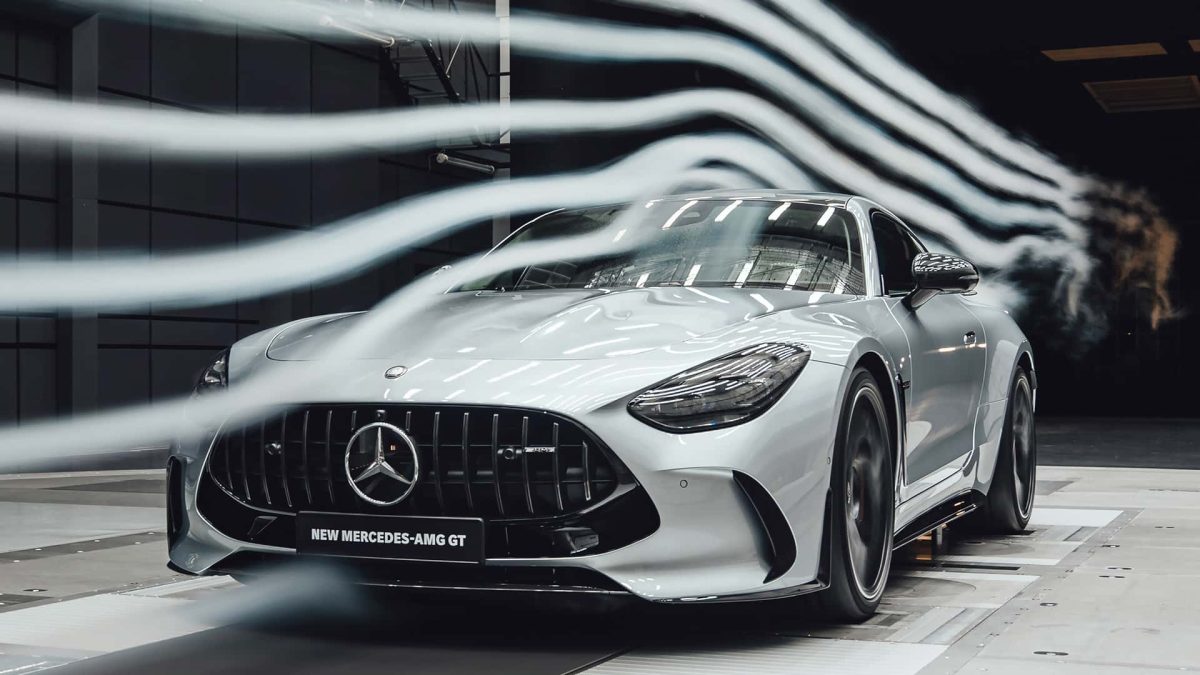 مرسيدس جي تي 30 مرسيدس تكشف الستار عن AMG GT الجيل الجديد بمحرك 8 سلندر قوي وداخلية 4 ركاب