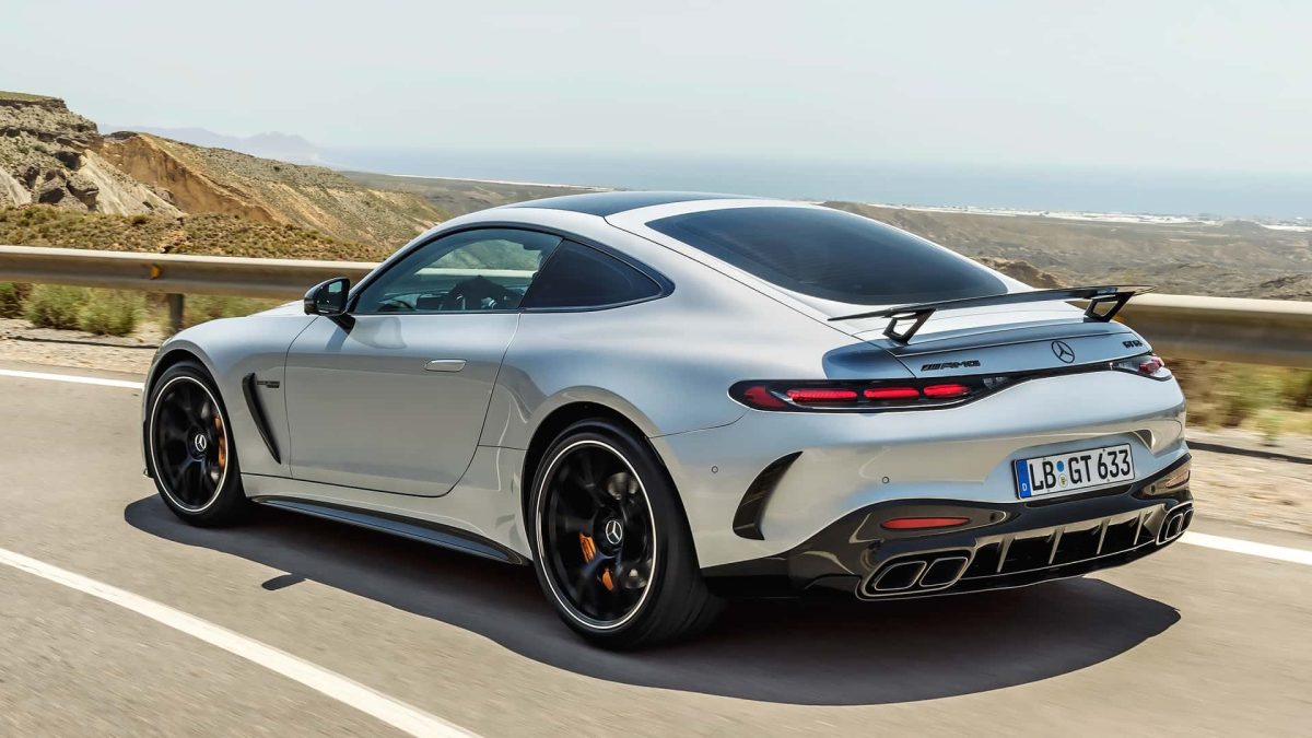 مرسيدس جي تي 34 مرسيدس تكشف الستار عن AMG GT الجيل الجديد بمحرك 8 سلندر قوي وداخلية 4 ركاب