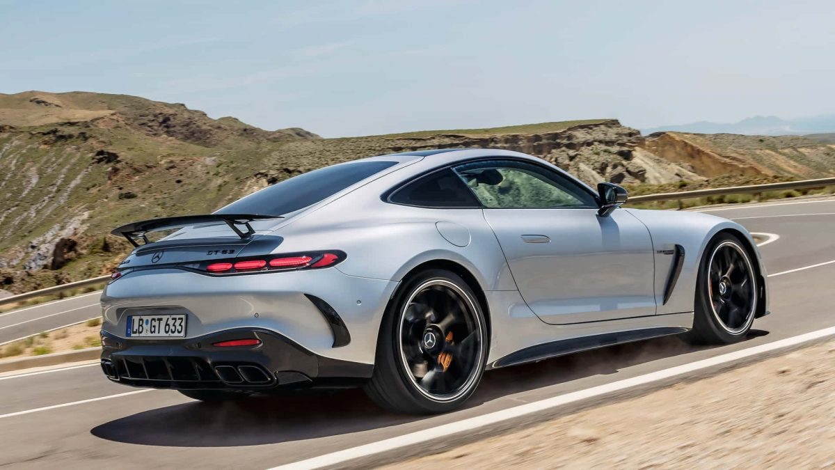 مرسيدس جي تي 37 مرسيدس تكشف الستار عن AMG GT الجيل الجديد بمحرك 8 سلندر قوي وداخلية 4 ركاب