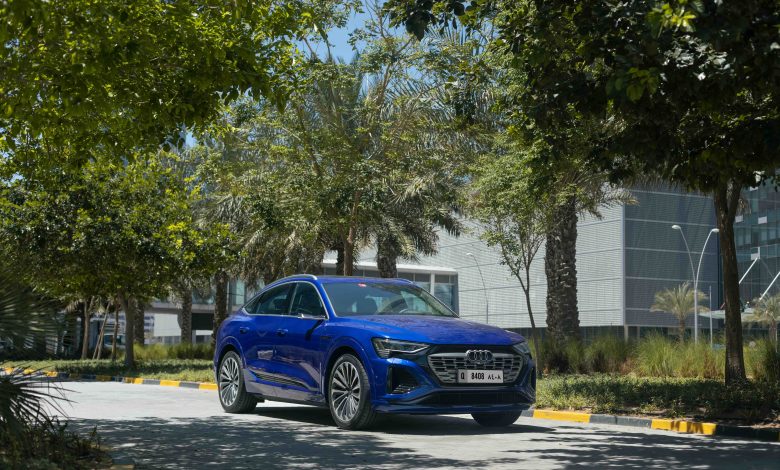 Audi Q8 e tron exterior اختبر رفاهية التصميم حسب الطلب مع سيارة Audi Q8 e-tron الجديدة