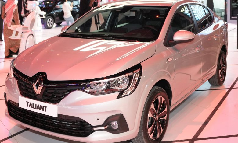 Renault Taliant خلال مشاركتها في "معرض الرياض للسيارات" تحت مظلة "الوعلان للتجارة" "رينو" تكشف عن طرازات جديدة للمرة الأولى في المملكة