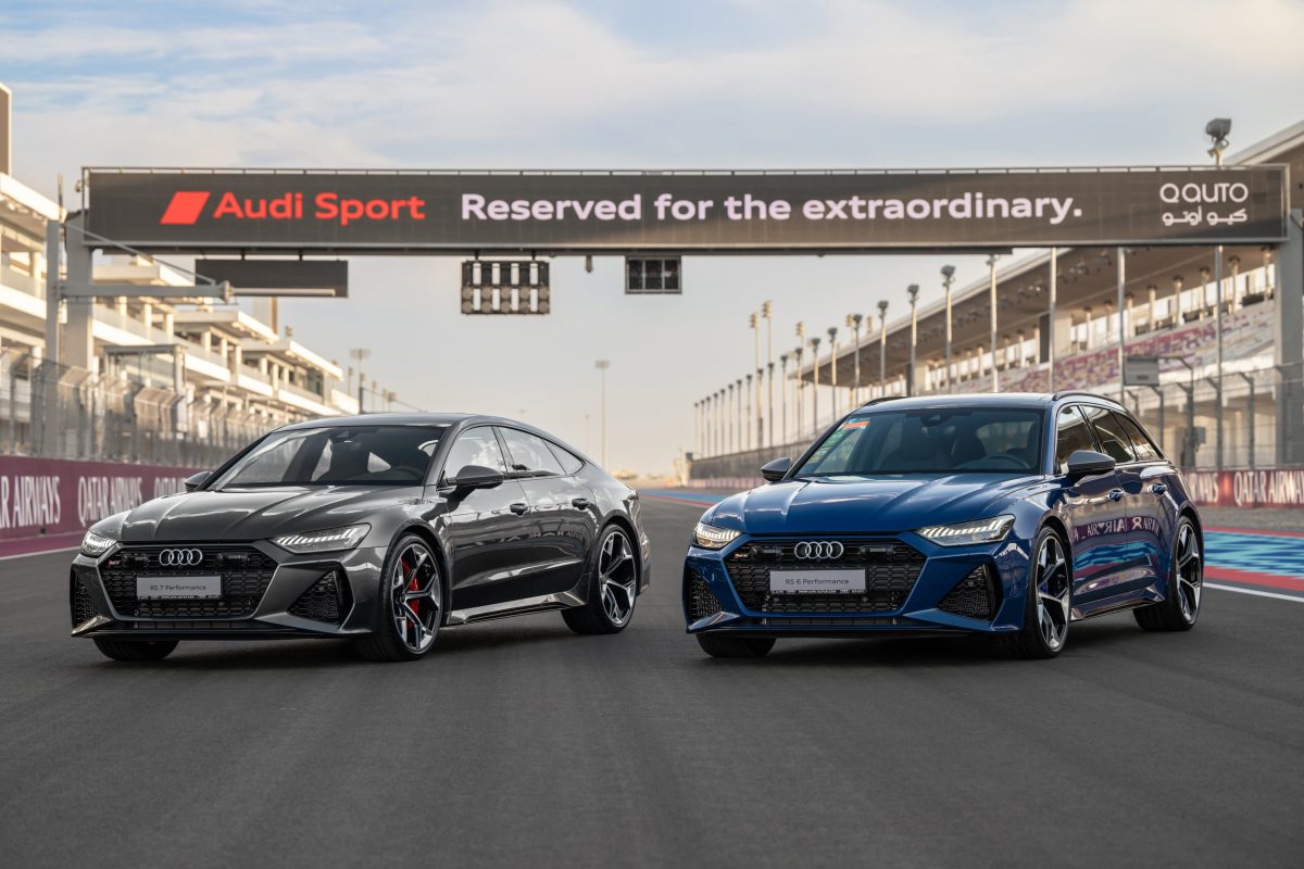 RS models handover 3 حلبة لوسيل الدولية تستقبل سيارتي RS 6 Performance و RS 7 Performance من كيو أوتو ذ.م.م بعد عقد الشراكة الرسمية بينهما