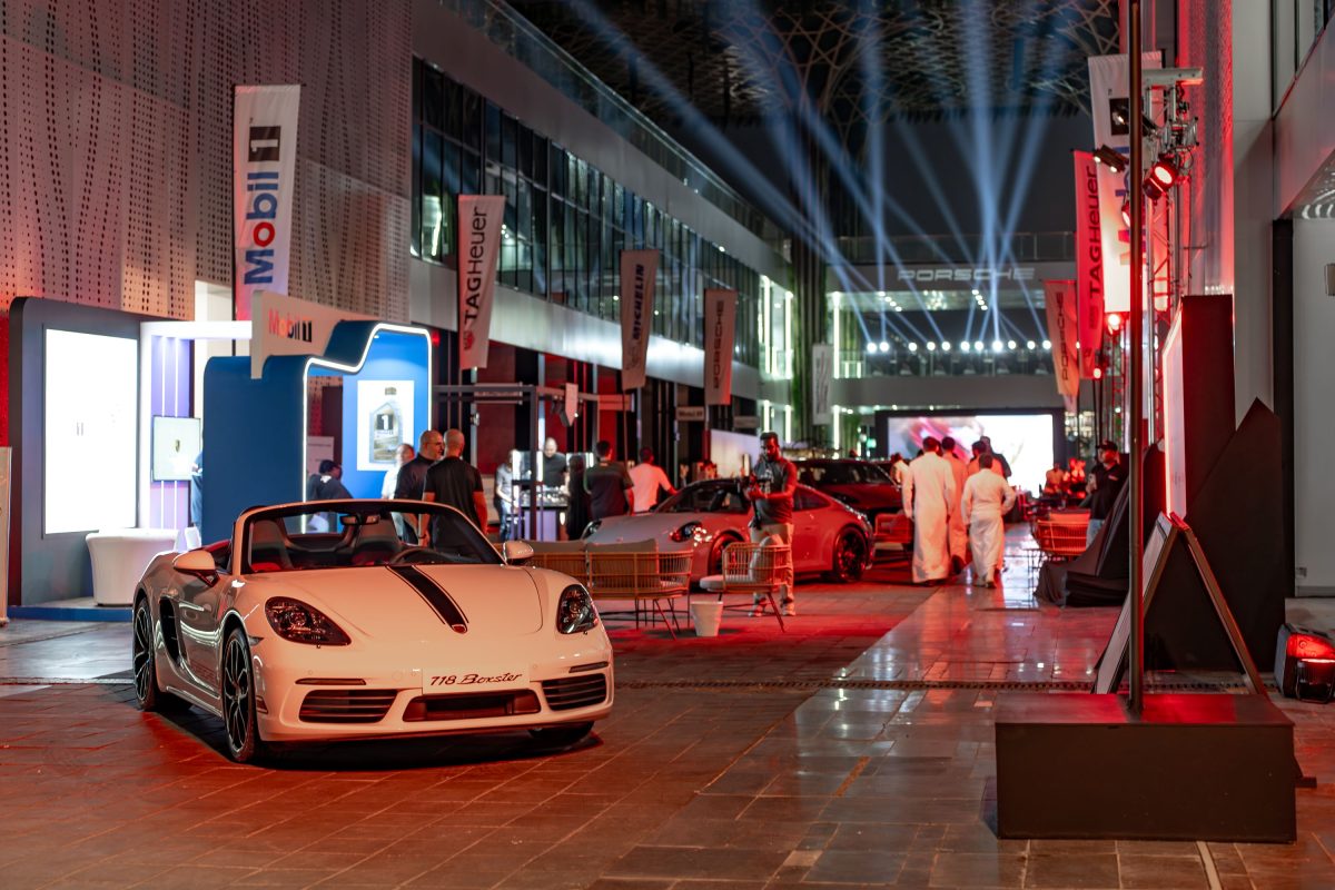 Porsche jeddah 1 عودة "فعالية بورشه العالمية للقيادة" إلى المملكة العربية السعودية، مُقدمة تجارب قيادة لا تُنسى وفريدة من نوعها.