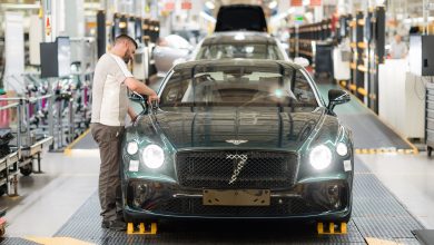 الصورة 2 مصنع بنتلي في كرو مستويات التخصيص الأرقى تدفع Bentley Motors لتحقيق ثاني أفضل أداء مالي على الإطلاق