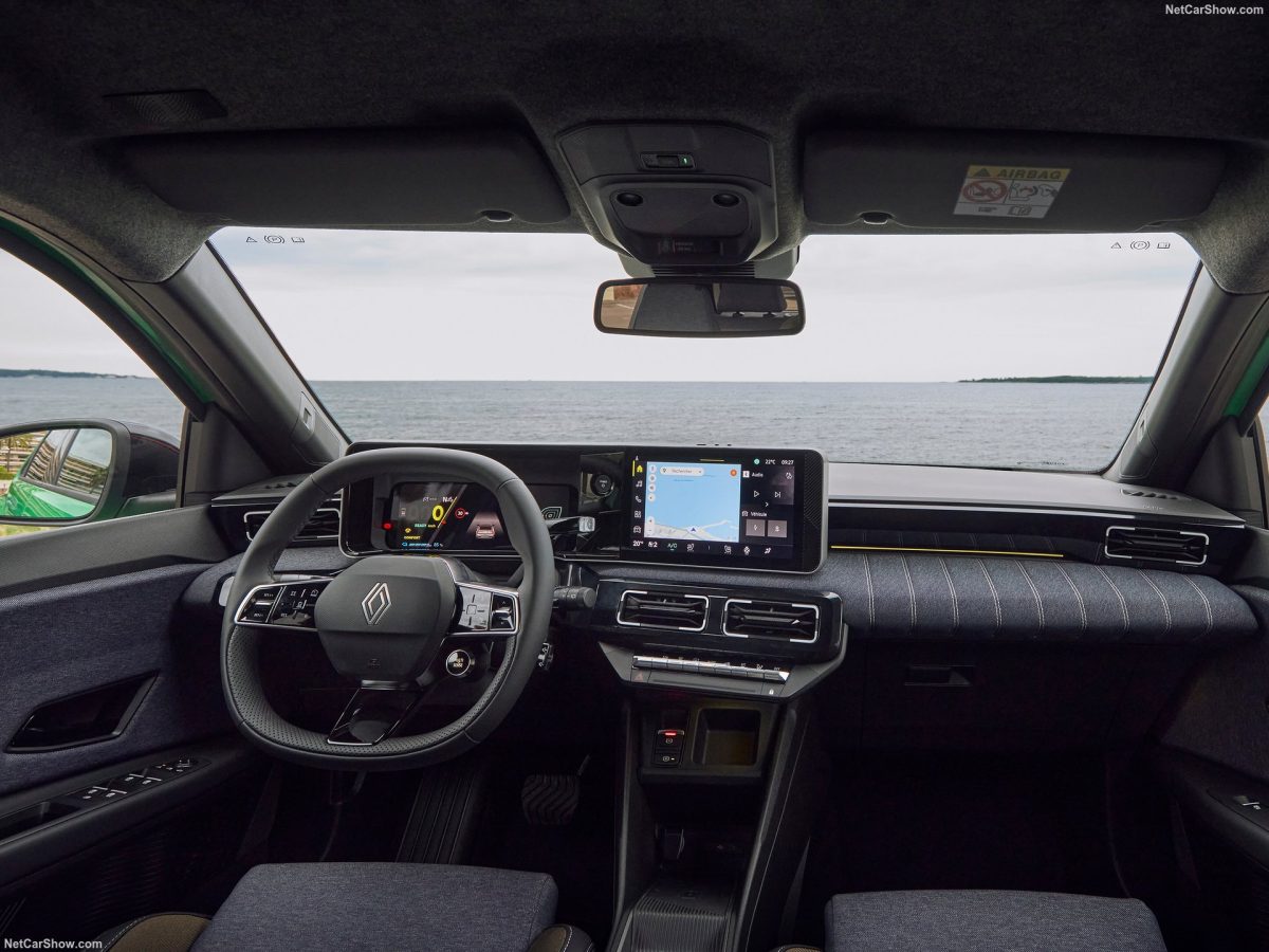 Renault 5 E Tech 2025 HD 44eb3edc1bea28967970456a664dd32857b97b61a رينو 5 سيارة كهربائية تخطف الأضواء في أوروبا