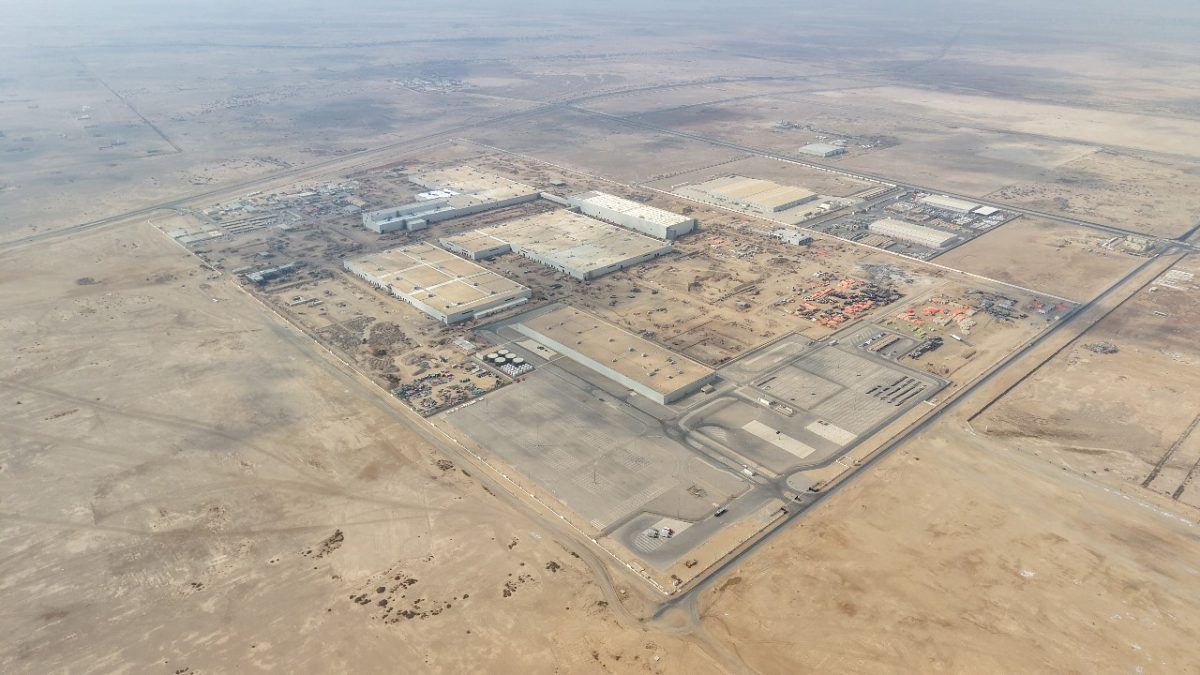 لوسِد تحتفل باليوم الوطني السعودي الـ95 والتزامها المشترك بتسريع ريادة المملكة في مجالي الابتكار والاستدامة مصنع لوسد للمركبات الكهربائية