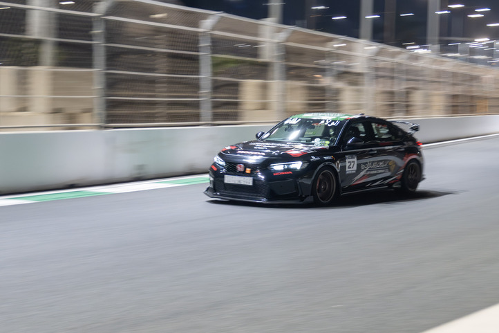 من حلبة الفورملا 1 بجدة بندر السلمي يحقق بطولة الفئة في سباق Motor Mania على سيارة هوندا تايب آر سباق Motor Mania