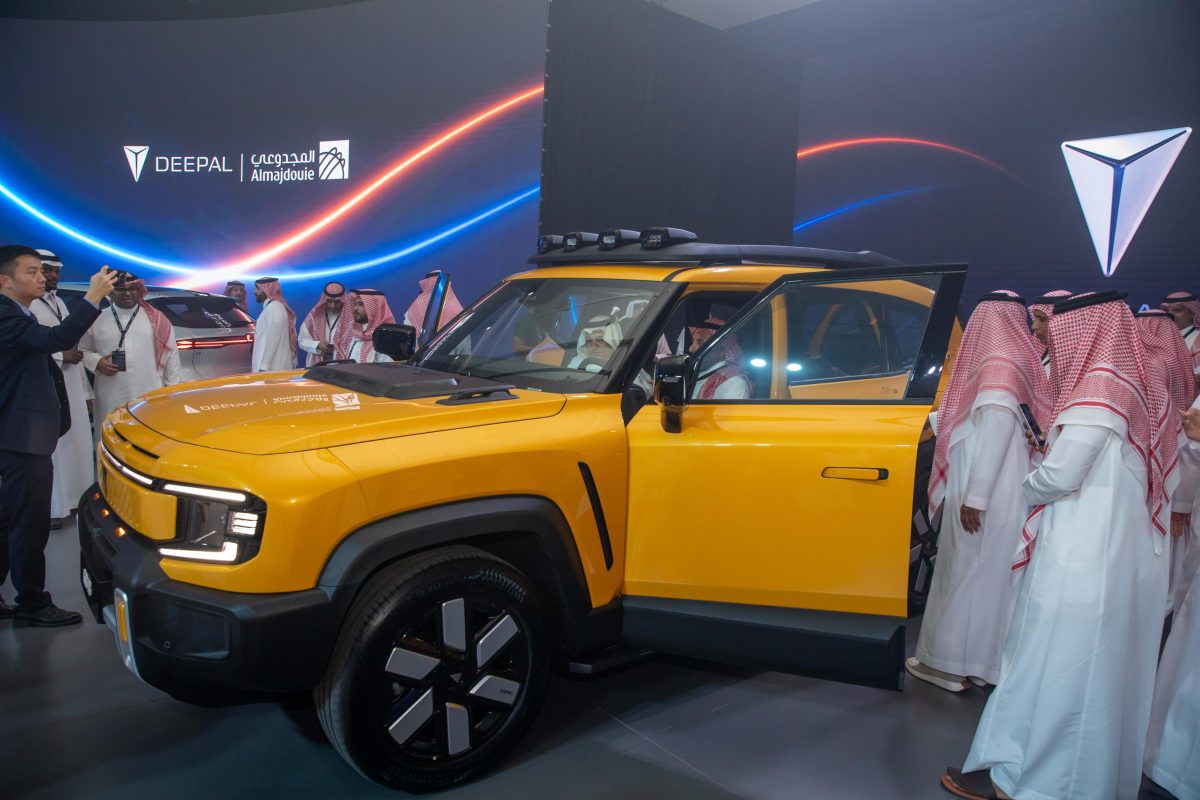 المجدوعي يطلق علامة جديدة للسيارات في المملكة ديبال Deepal ويدشن طرازات بتقنية REEV الجديدة المجدوعي Deeapal